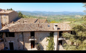 Отель The Apartments Montone  Монтоне